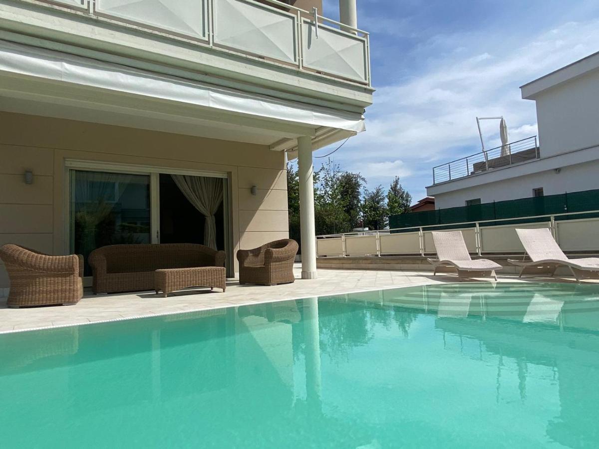 The Diamond - Luxury Villa With Private Pool Padenghe sul Garda Kültér fotó
